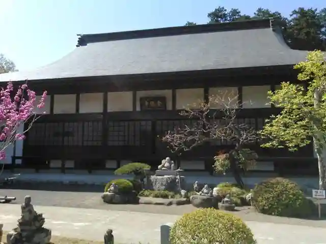金仙寺の本殿・本堂