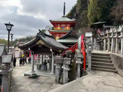 玉蔵院の{uncategorized: "未分類", other: "その他", undefined: "問題あり", building: "その他建物", grave: "お墓", sacred_gate: "鳥居", guardian: "狛犬", statue: "像", buddha: "仏像", history: "歴史", nature: "自然", garden: "庭園", animal: "動物", pagoda: "塔", temizu: "手水舎", mountain_gate: "山門・神門", sanctuary: "本殿・本堂", subordinate: "末社・摂社", art: "芸術", scenery: "景色", jizo: "地蔵", ema: "絵馬", goshuin: "御朱印", omikuji: "おみくじ", items: "授与品その他", amulet: "お守り", goshuincho: "御朱印帳", eats: "食事", festival: "お祭り", votive_dance: "神楽", shichigosan: "七五三参", wedding: "結婚式", experience: "体験その他", initially: "初詣", around: "周辺", anti_infection: "感染症対策"}
