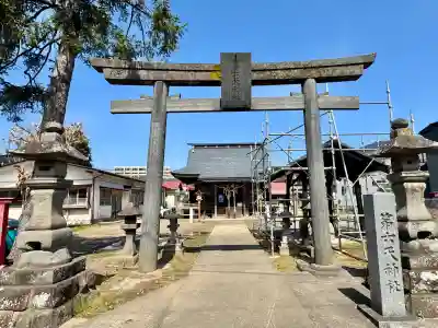 第六天神社の{uncategorized: "未分類", other: "その他", undefined: "問題あり", building: "その他建物", grave: "お墓", sacred_gate: "鳥居", guardian: "狛犬", statue: "像", buddha: "仏像", history: "歴史", nature: "自然", garden: "庭園", animal: "動物", pagoda: "塔", temizu: "手水舎", mountain_gate: "山門・神門", sanctuary: "本殿・本堂", subordinate: "末社・摂社", art: "芸術", scenery: "景色", jizo: "地蔵", ema: "絵馬", goshuin: "御朱印", omikuji: "おみくじ", items: "授与品その他", amulet: "お守り", goshuincho: "御朱印帳", eats: "食事", festival: "お祭り", votive_dance: "神楽", shichigosan: "七五三参", wedding: "結婚式", experience: "体験その他", initially: "初詣", around: "周辺", anti_infection: "感染症対策"}