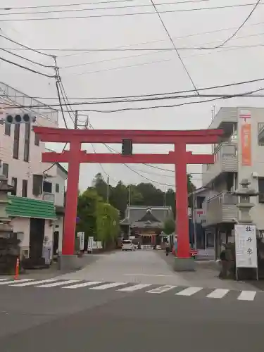 箭弓稲荷神社の{uncategorized: "未分類", other: "その他", undefined: "問題あり", building: "その他建物", grave: "お墓", sacred_gate: "鳥居", guardian: "狛犬", statue: "像", buddha: "仏像", history: "歴史", nature: "自然", garden: "庭園", animal: "動物", pagoda: "塔", temizu: "手水舎", mountain_gate: "山門・神門", sanctuary: "本殿・本堂", subordinate: "末社・摂社", art: "芸術", scenery: "景色", jizo: "地蔵", ema: "絵馬", goshuin: "御朱印", omikuji: "おみくじ", items: "授与品その他", amulet: "お守り", goshuincho: "御朱印帳", eats: "食事", festival: "お祭り", votive_dance: "神楽", shichigosan: "七五三参", wedding: "結婚式", experience: "体験その他", initially: "初詣", around: "周辺", anti_infection: "感染症対策"}