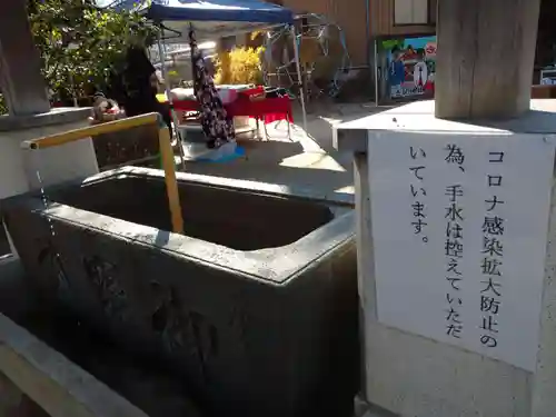 越谷香取神社の手水舎