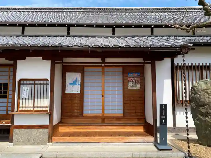 橋寺 放生院の本殿・本堂