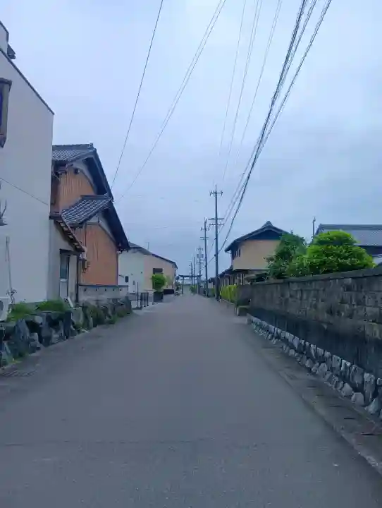 高桑八幡神社の{uncategorized: "未分類", other: "その他", undefined: "問題あり", building: "その他建物", grave: "お墓", sacred_gate: "鳥居", guardian: "狛犬", statue: "像", buddha: "仏像", history: "歴史", nature: "自然", garden: "庭園", animal: "動物", pagoda: "塔", temizu: "手水舎", mountain_gate: "山門・神門", sanctuary: "本殿・本堂", subordinate: "末社・摂社", art: "芸術", scenery: "景色", jizo: "地蔵", ema: "絵馬", goshuin: "御朱印", omikuji: "おみくじ", items: "授与品その他", amulet: "お守り", goshuincho: "御朱印帳", eats: "食事", festival: "お祭り", votive_dance: "神楽", shichigosan: "七五三参", wedding: "結婚式", experience: "体験その他", initially: "初詣", around: "周辺", anti_infection: "感染症対策"}