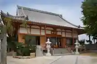 法話と天井絵の寺 観音寺の本殿・本堂