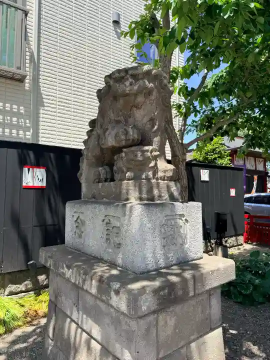 鴻神社の{uncategorized: "未分類", other: "その他", undefined: "問題あり", building: "その他建物", grave: "お墓", sacred_gate: "鳥居", guardian: "狛犬", statue: "像", buddha: "仏像", history: "歴史", nature: "自然", garden: "庭園", animal: "動物", pagoda: "塔", temizu: "手水舎", mountain_gate: "山門・神門", sanctuary: "本殿・本堂", subordinate: "末社・摂社", art: "芸術", scenery: "景色", jizo: "地蔵", ema: "絵馬", goshuin: "御朱印", omikuji: "おみくじ", items: "授与品その他", amulet: "お守り", goshuincho: "御朱印帳", eats: "食事", festival: "お祭り", votive_dance: "神楽", shichigosan: "七五三参", wedding: "結婚式", experience: "体験その他", initially: "初詣", around: "周辺", anti_infection: "感染症対策"}