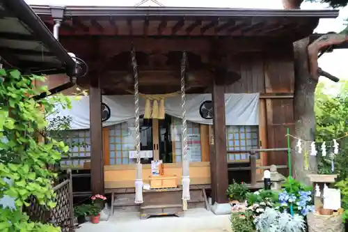 御嶽山神社の本殿