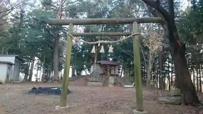 鏡石神社の鳥居