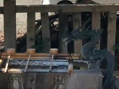 離宮八幡宮の手水舎