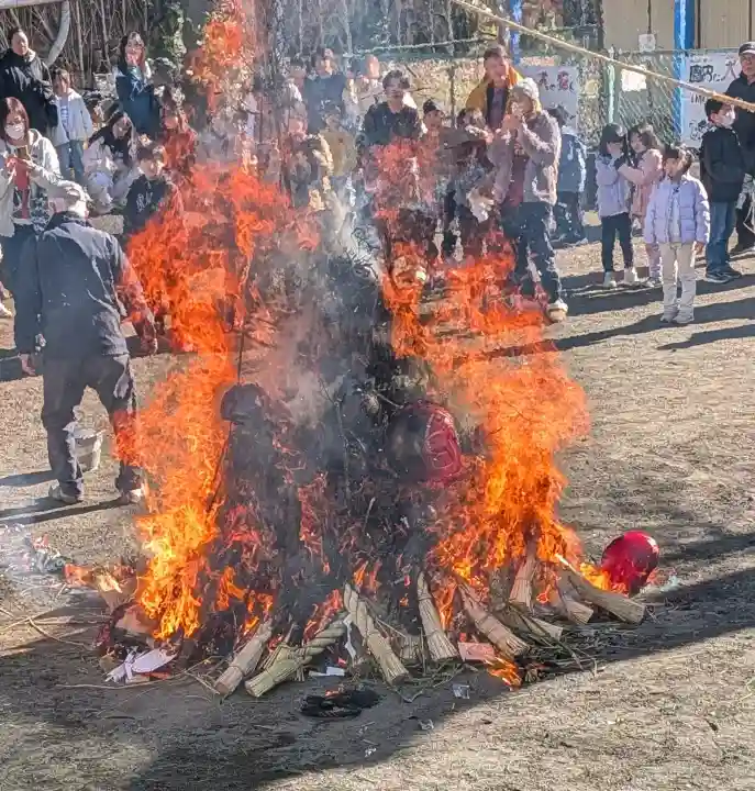 八坂神社の{uncategorized: "未分類", other: "その他", undefined: "問題あり", building: "その他建物", grave: "お墓", sacred_gate: "鳥居", guardian: "狛犬", statue: "像", buddha: "仏像", history: "歴史", nature: "自然", garden: "庭園", animal: "動物", pagoda: "塔", temizu: "手水舎", mountain_gate: "山門・神門", sanctuary: "本殿・本堂", subordinate: "末社・摂社", art: "芸術", scenery: "景色", jizo: "地蔵", ema: "絵馬", goshuin: "御朱印", omikuji: "おみくじ", items: "授与品その他", amulet: "お守り", goshuincho: "御朱印帳", eats: "食事", festival: "お祭り", votive_dance: "神楽", shichigosan: "七五三参", wedding: "結婚式", experience: "体験その他", initially: "初詣", around: "周辺", anti_infection: "感染症対策"}
