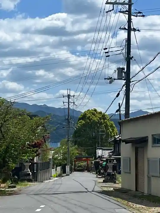 相賀八幡神社の{uncategorized: "未分類", other: "その他", undefined: "問題あり", building: "その他建物", grave: "お墓", sacred_gate: "鳥居", guardian: "狛犬", statue: "像", buddha: "仏像", history: "歴史", nature: "自然", garden: "庭園", animal: "動物", pagoda: "塔", temizu: "手水舎", mountain_gate: "山門・神門", sanctuary: "本殿・本堂", subordinate: "末社・摂社", art: "芸術", scenery: "景色", jizo: "地蔵", ema: "絵馬", goshuin: "御朱印", omikuji: "おみくじ", items: "授与品その他", amulet: "お守り", goshuincho: "御朱印帳", eats: "食事", festival: "お祭り", votive_dance: "神楽", shichigosan: "七五三参", wedding: "結婚式", experience: "体験その他", initially: "初詣", around: "周辺", anti_infection: "感染症対策"}