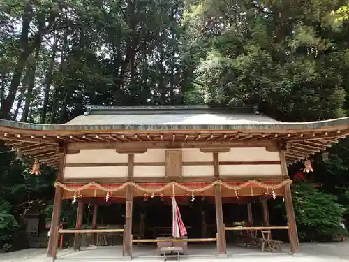 夜支布山口神社の本殿