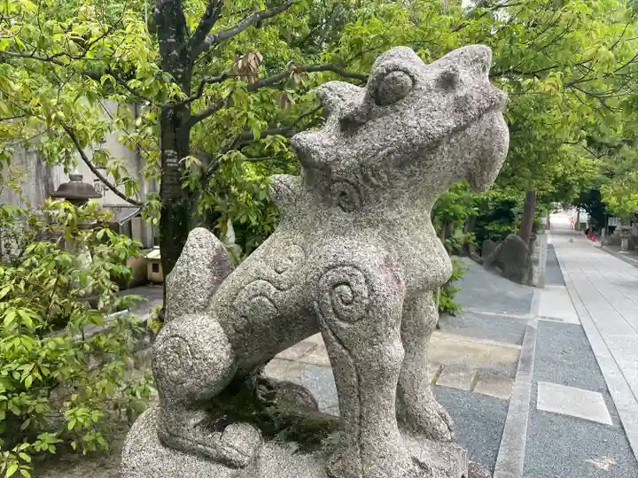 (山田)伊射奈岐神社の狛犬