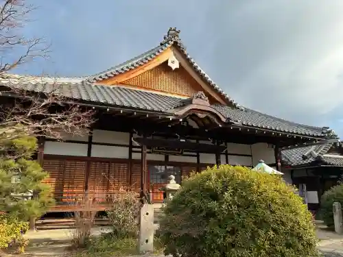 大善寺の{uncategorized: "未分類", other: "その他", undefined: "問題あり", building: "その他建物", grave: "お墓", sacred_gate: "鳥居", guardian: "狛犬", statue: "像", buddha: "仏像", history: "歴史", nature: "自然", garden: "庭園", animal: "動物", pagoda: "塔", temizu: "手水舎", mountain_gate: "山門・神門", sanctuary: "本殿・本堂", subordinate: "末社・摂社", art: "芸術", scenery: "景色", jizo: "地蔵", ema: "絵馬", goshuin: "御朱印", omikuji: "おみくじ", items: "授与品その他", amulet: "お守り", goshuincho: "御朱印帳", eats: "食事", festival: "お祭り", votive_dance: "神楽", shichigosan: "七五三参", wedding: "結婚式", experience: "体験その他", initially: "初詣", around: "周辺", anti_infection: "感染症対策"}