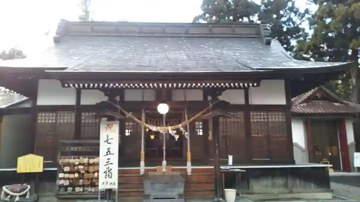 花巻神社の本殿・本堂