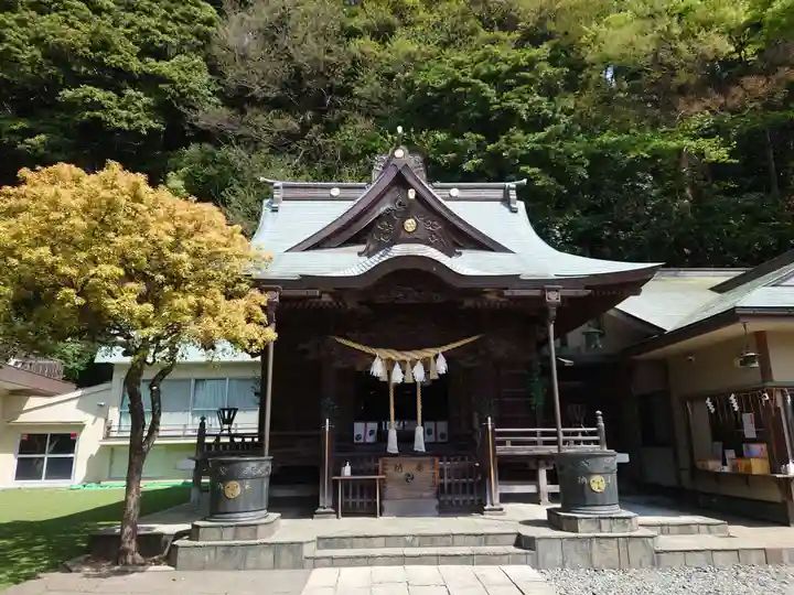 根岸八幡神社の本殿・本堂
