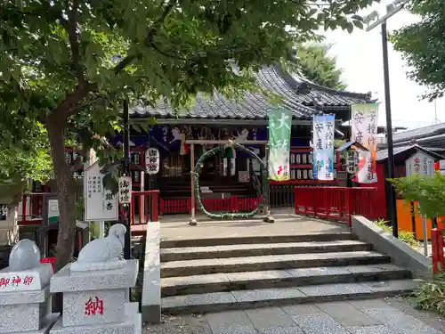 鴻神社の本殿