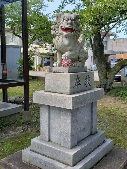 大坪神社の狛犬
