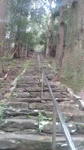 軍刀利神社(山梨県)