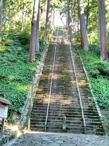 久遠寺の建物その他