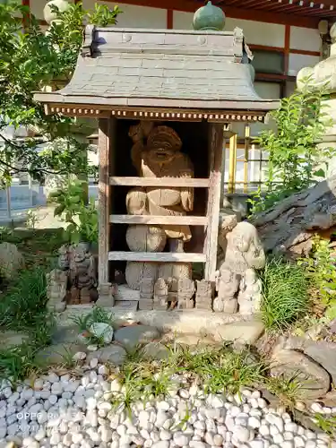 松陰神社の像