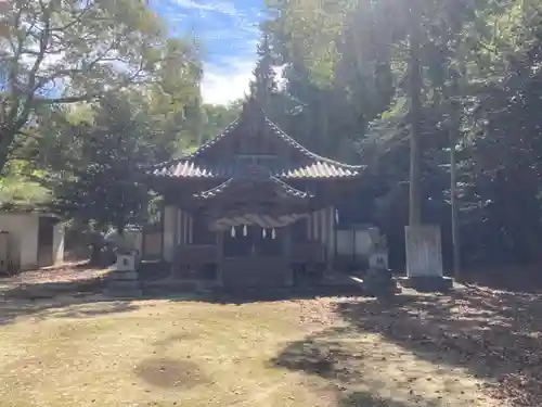 高田神社の本殿・本堂