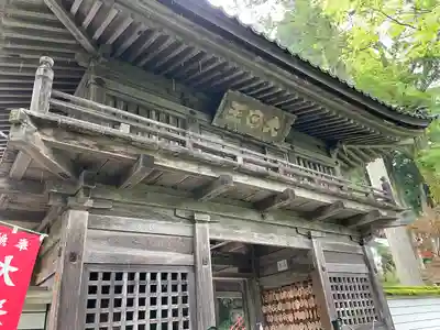 日石寺の山門・神門