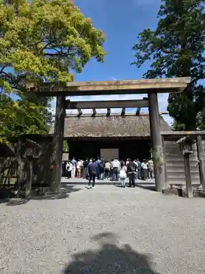 伊勢神宮内宮（皇大神宮）の{uncategorized: "未分類", other: "その他", undefined: "問題あり", building: "その他建物", grave: "お墓", sacred_gate: "鳥居", guardian: "狛犬", statue: "像", buddha: "仏像", history: "歴史", nature: "自然", garden: "庭園", animal: "動物", pagoda: "塔", temizu: "手水舎", mountain_gate: "山門・神門", sanctuary: "本殿・本堂", subordinate: "末社・摂社", art: "芸術", scenery: "景色", jizo: "地蔵", ema: "絵馬", goshuin: "御朱印", omikuji: "おみくじ", items: "授与品その他", amulet: "お守り", goshuincho: "御朱印帳", eats: "食事", festival: "お祭り", votive_dance: "神楽", shichigosan: "七五三参", wedding: "結婚式", experience: "体験その他", initially: "初詣", around: "周辺", anti_infection: "感染症対策"}
