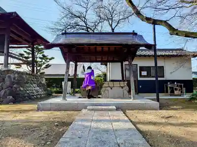専立寺の手水舎