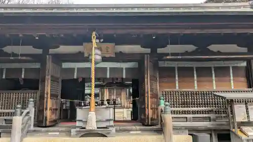 上地八幡宮の{uncategorized: "未分類", other: "その他", undefined: "問題あり", building: "その他建物", grave: "お墓", sacred_gate: "鳥居", guardian: "狛犬", statue: "像", buddha: "仏像", history: "歴史", nature: "自然", garden: "庭園", animal: "動物", pagoda: "塔", temizu: "手水舎", mountain_gate: "山門・神門", sanctuary: "本殿・本堂", subordinate: "末社・摂社", art: "芸術", scenery: "景色", jizo: "地蔵", ema: "絵馬", goshuin: "御朱印", omikuji: "おみくじ", items: "授与品その他", amulet: "お守り", goshuincho: "御朱印帳", eats: "食事", festival: "お祭り", votive_dance: "神楽", shichigosan: "七五三参", wedding: "結婚式", experience: "体験その他", initially: "初詣", around: "周辺", anti_infection: "感染症対策"}