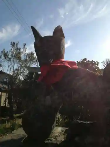 尾曳稲荷神社の狛犬