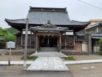 帆山寺の本殿・本堂
