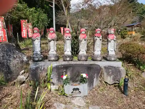 龍願寺の地蔵