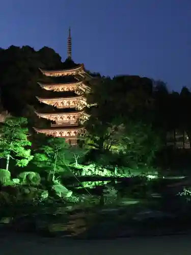 瑠璃光寺の建物その他