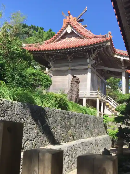 普天満宮の本殿・本堂