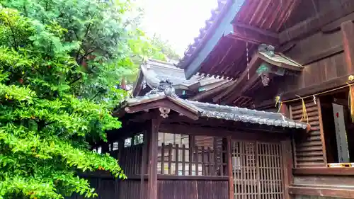 八柱神社の本殿