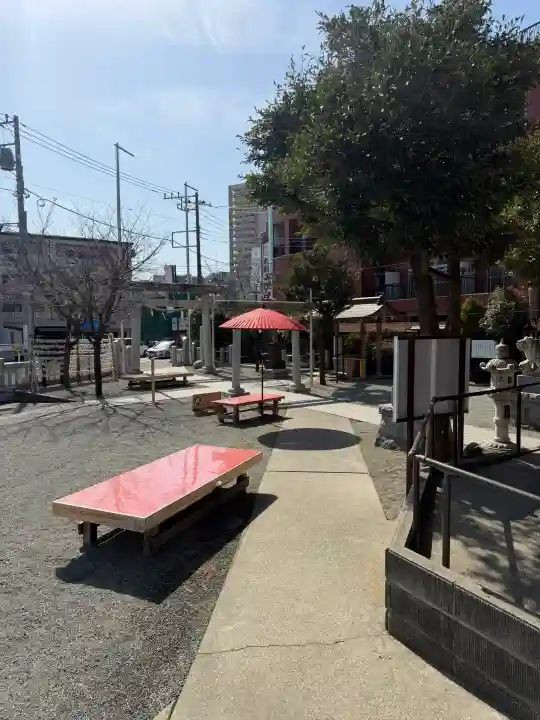二宮神社の{uncategorized: "未分類", other: "その他", undefined: "問題あり", building: "その他建物", grave: "お墓", sacred_gate: "鳥居", guardian: "狛犬", statue: "像", buddha: "仏像", history: "歴史", nature: "自然", garden: "庭園", animal: "動物", pagoda: "塔", temizu: "手水舎", mountain_gate: "山門・神門", sanctuary: "本殿・本堂", subordinate: "末社・摂社", art: "芸術", scenery: "景色", jizo: "地蔵", ema: "絵馬", goshuin: "御朱印", omikuji: "おみくじ", items: "授与品その他", amulet: "お守り", goshuincho: "御朱印帳", eats: "食事", festival: "お祭り", votive_dance: "神楽", shichigosan: "七五三参", wedding: "結婚式", experience: "体験その他", initially: "初詣", around: "周辺", anti_infection: "感染症対策"}