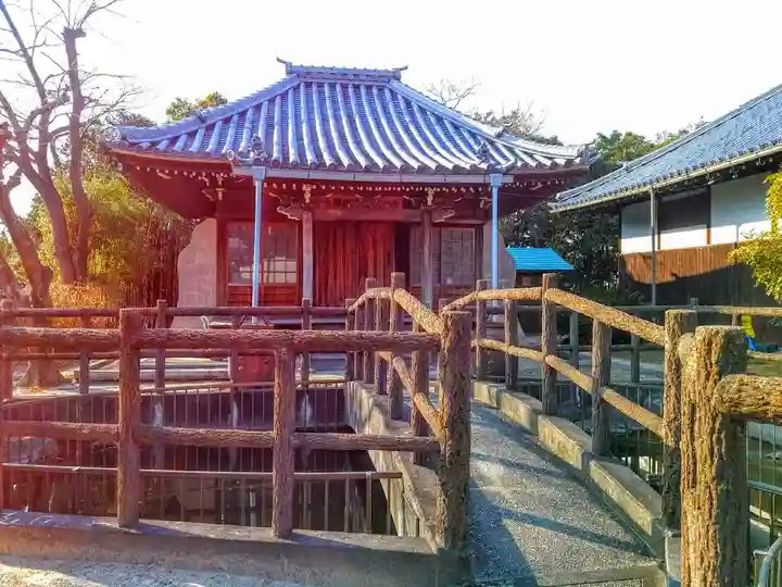 天澤院の末社・摂社