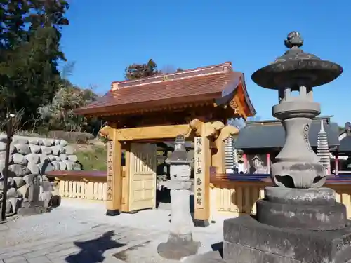 長谷寺(白岩観音)の山門