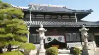花岳寺の本殿・本堂