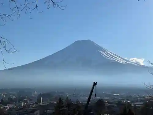 新倉富士浅間神社の景色