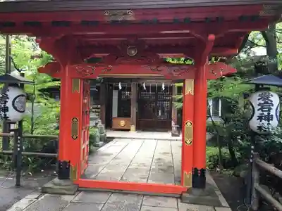 愛宕神社の山門・神門