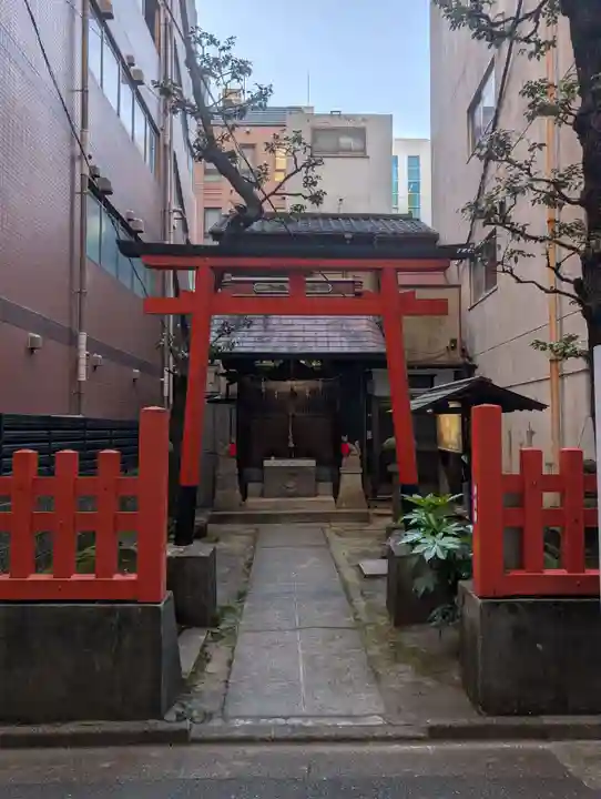 出世稲荷神社(柳森神社境外摂社)の鳥居
