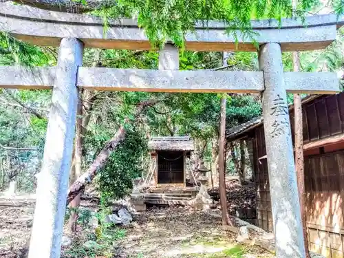 神明神社の鳥居