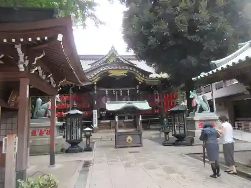 豊川稲荷東京別院の本殿・本堂