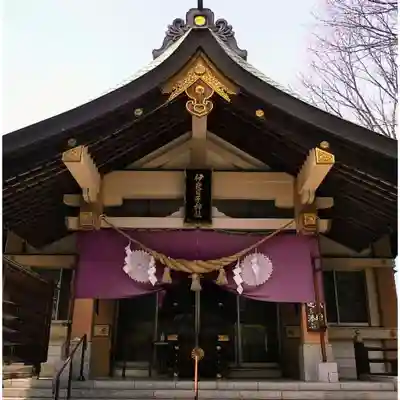 彌彦神社　(伊夜日子神社)の本殿・本堂