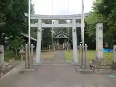 県神社の鳥居