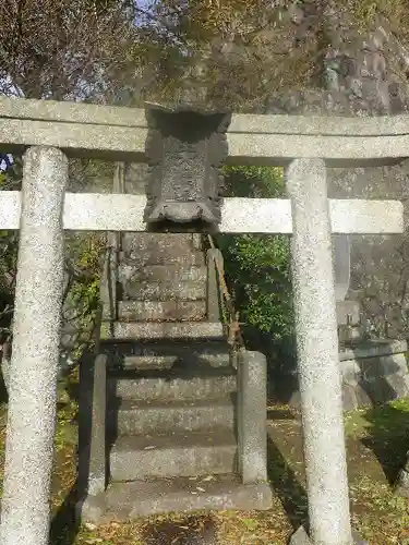 法性寺の鳥居