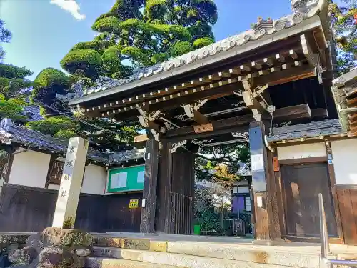 遍慶寺の山門・神門