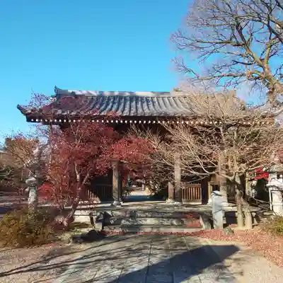 遍照院の山門・神門