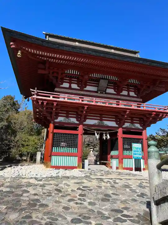 飯野八幡宮の山門・神門
